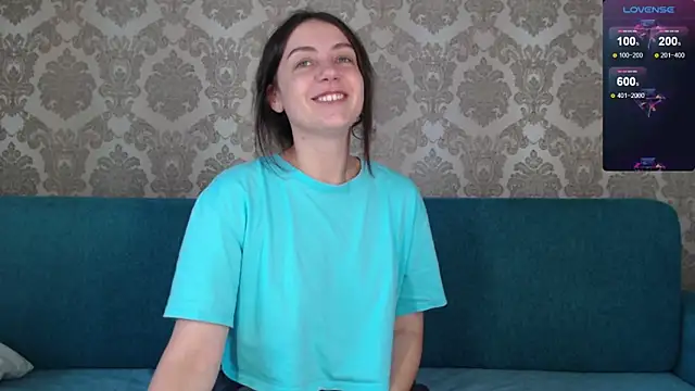 Louise_Lavender webcam