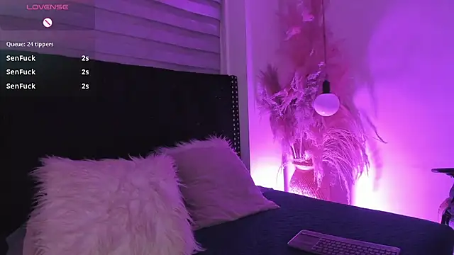 Withney_x webcam