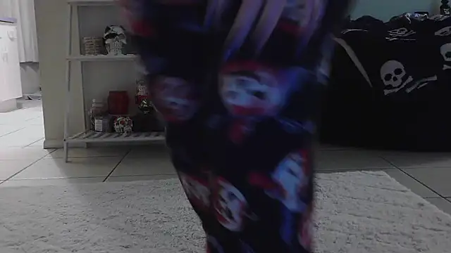 CrystalLakeXO webcam