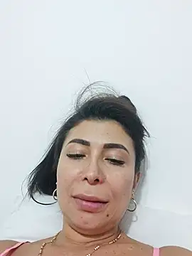 mia_mancini webcam