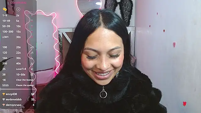 chleo_tay