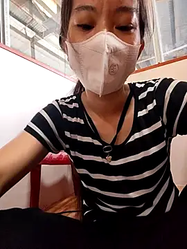 Du-Uyen webcam