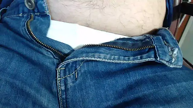hairyandtiny webcam