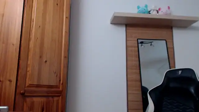 Lisakisss webcam