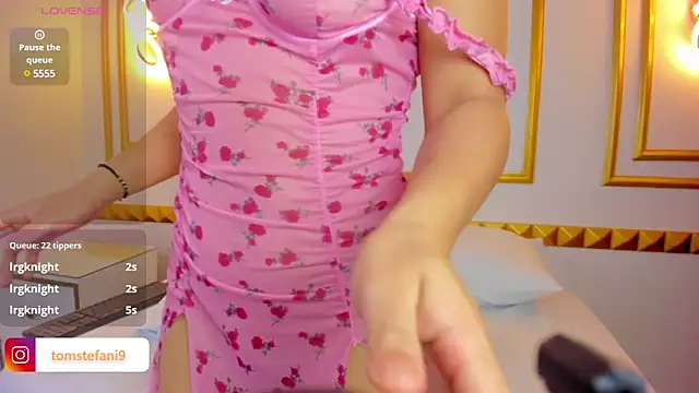 amor_smith_ webcam