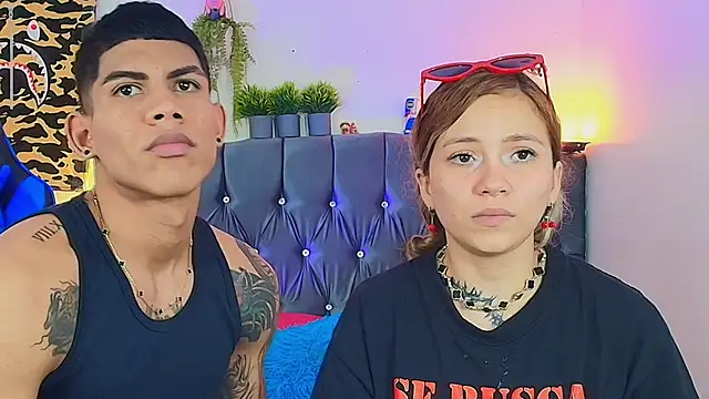 ChiliciousCouple webcam