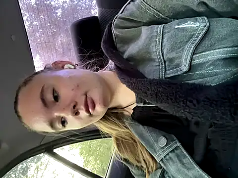 StephanieMur