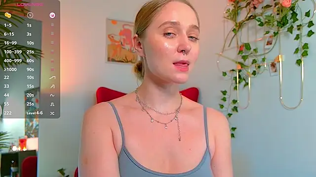curvylines webcam