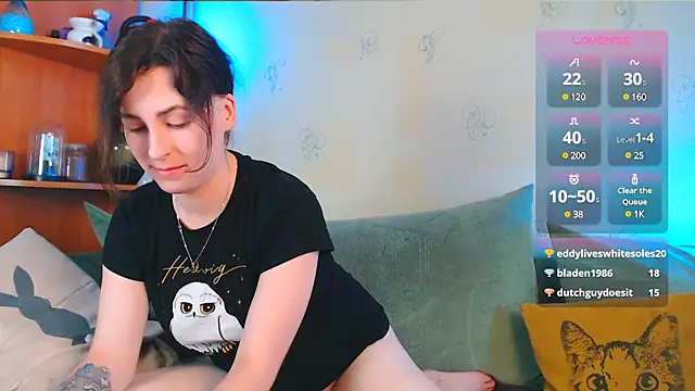 Caroline1995 webcam