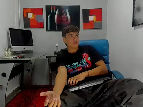 liam_person_ webcam