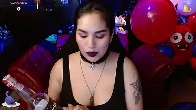 online cam fun Kureiji Hentaii