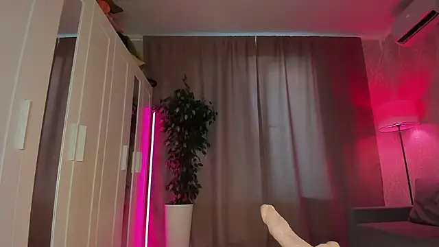 Juicy_Vikki webcam