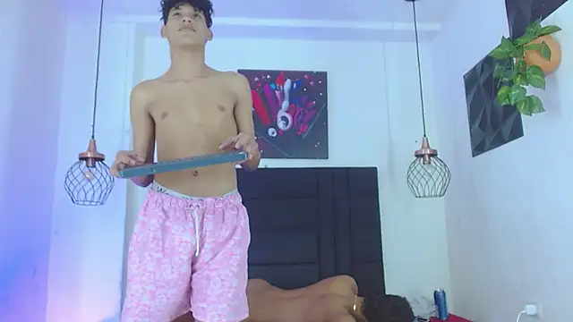 Stronger_sexy webcam
