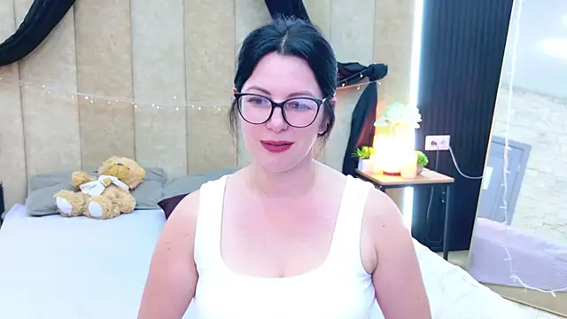 Nina_Stane webcam