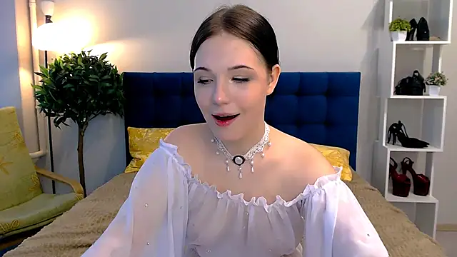 Yona_Bowman webcam