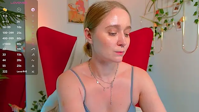 curvylines webcam