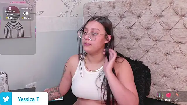 Sabrina_Saturn webcam