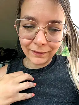 EmyLana webcam