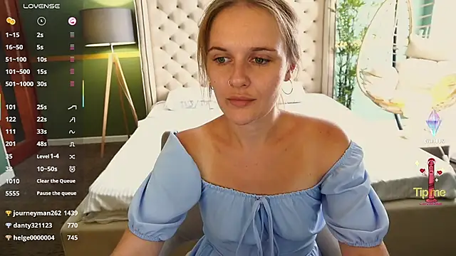 MaribelRiverr_ webcam