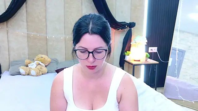 Nina_Stane