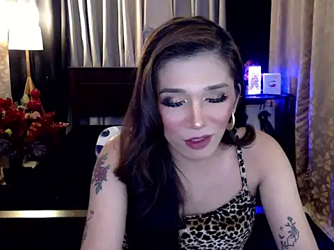 precious_RoseDoll webcam