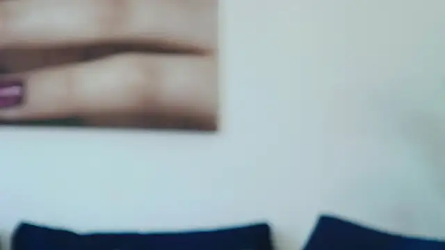 ameliekeys - AmelieKeys's free webcam