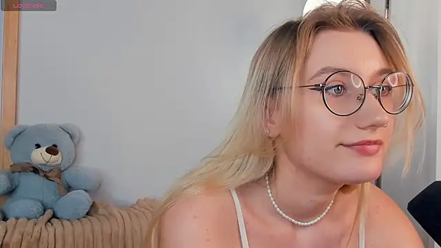 phyllisbingham - PhyllisBingham's free webcam