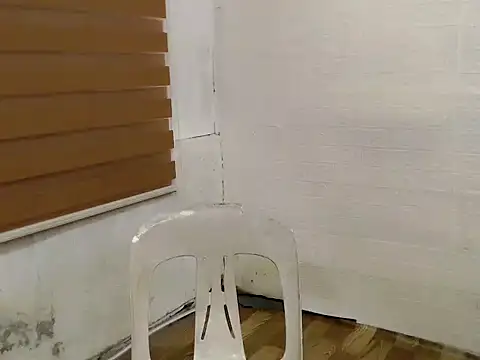 HotMisstressDiva webcam