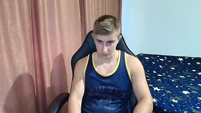 Todhorny9873 webcam