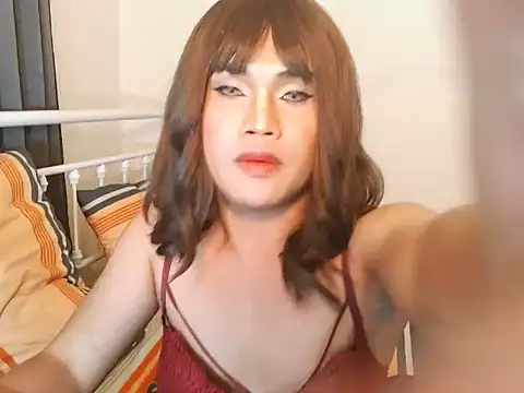 JustineBIGCUM webcam