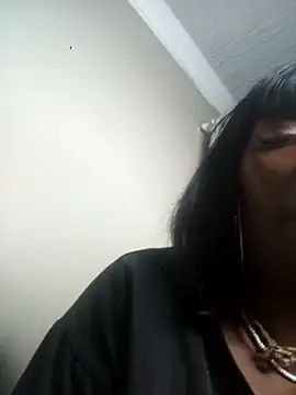 CuteBootyBae webcam
