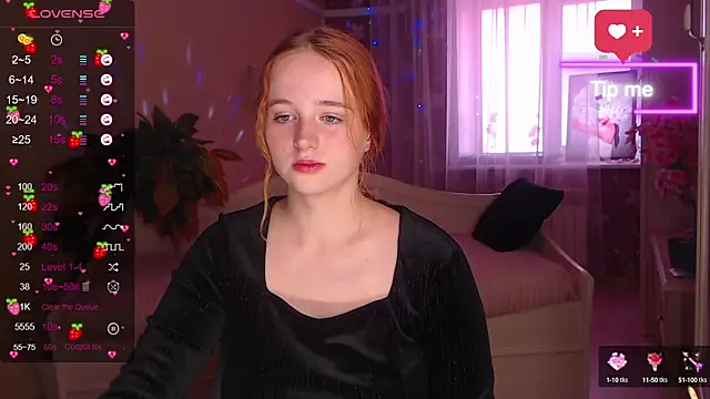 LunaSweet18 webcam