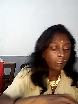 mamakarma1403 webcam