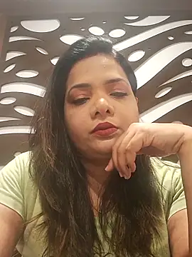 Webcam Model (Sexy-Lara-69)  is live.Free join now!