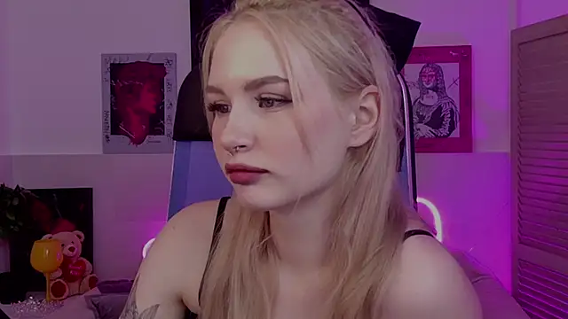 AvaDaviis webcam