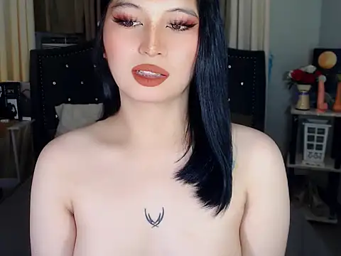 NaomiSmall webcam