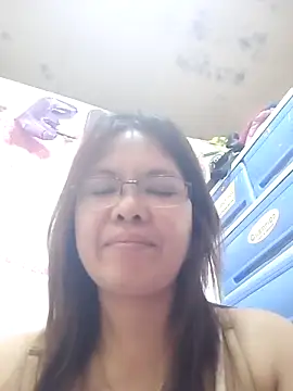 HOTTIE_MILF webcam