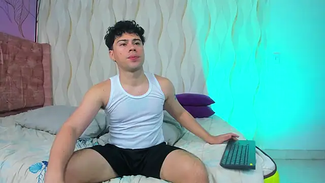 Theskinnyboys webcam