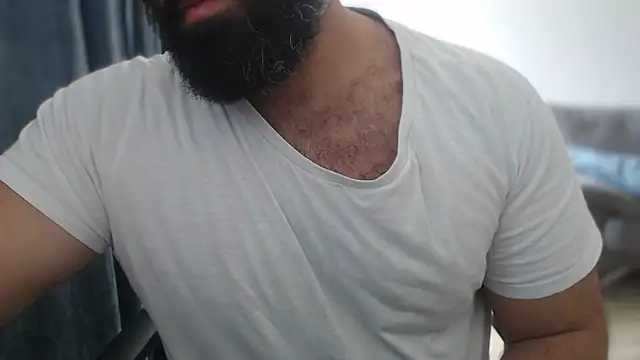 hugemachohandsome webcam