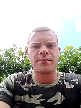 Ivanovfanel123 webcam