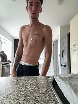 MikesWood21 Live Webcam on Stripchat