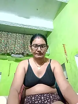 Hot-Priya999 webcam