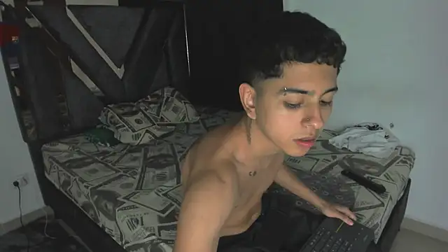 Gomez_c_ webcam