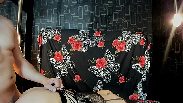 damian_and_tiana webcam