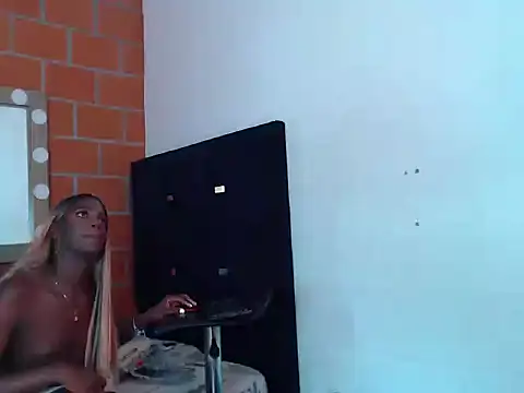 bunnyrose_18 webcam