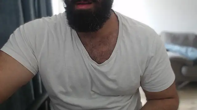 hugemachohandsome webcam