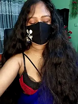 Idhika-Paul webcam