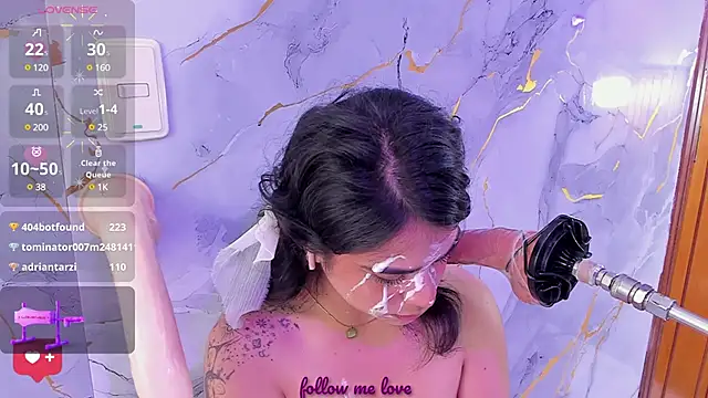 zyle_boobs webcam