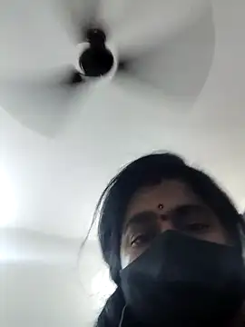 Tamilrojanew webcam