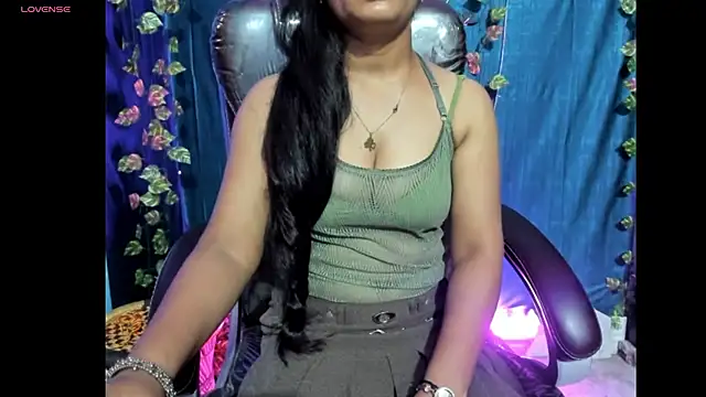 Forever_Love2025 webcam